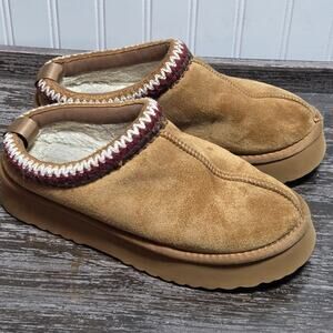 Altar'd State Cloud Women's Tan Slip On Plush Platform Slipper Size 9